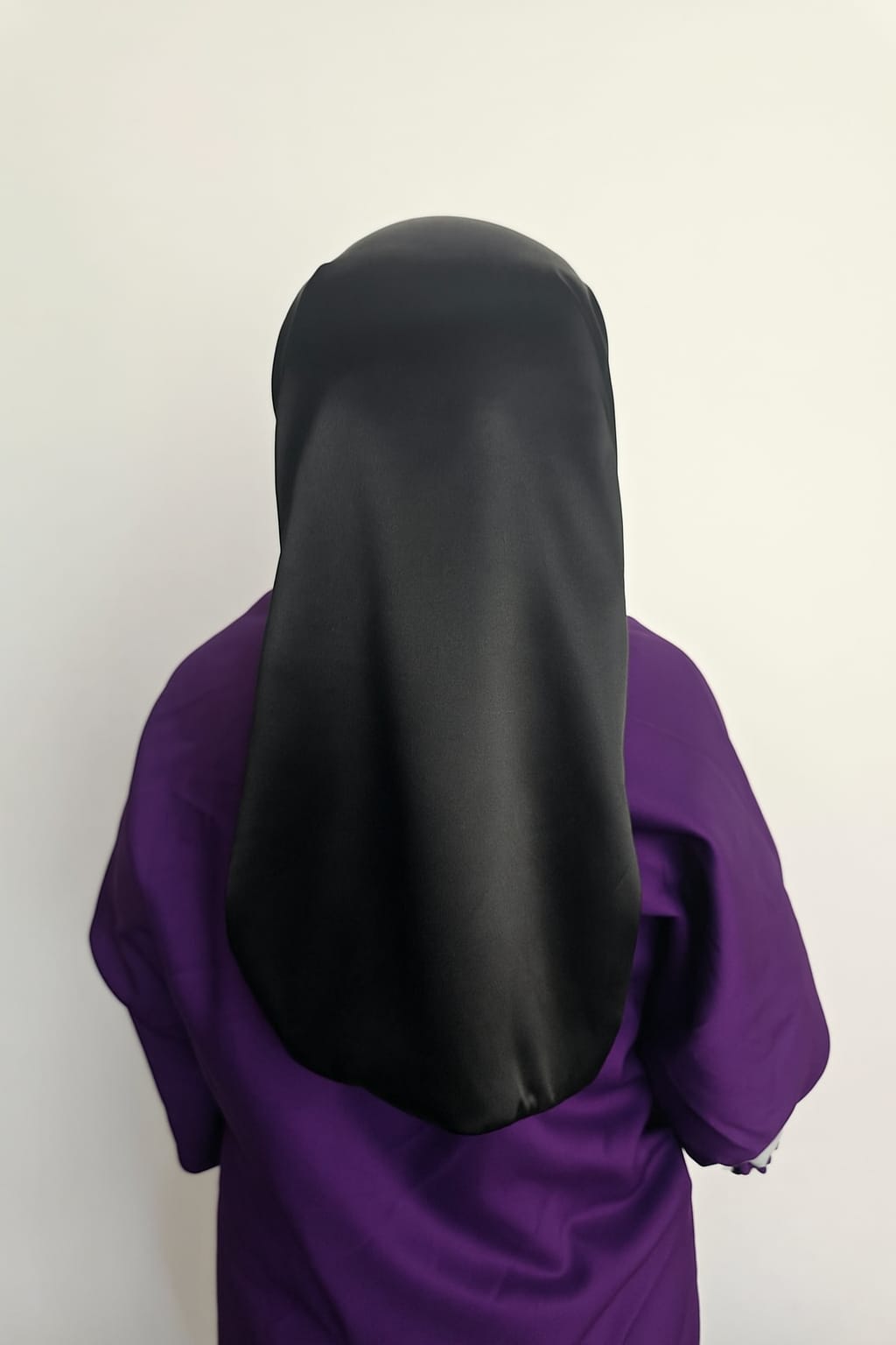 Long Black Silk Bonnet